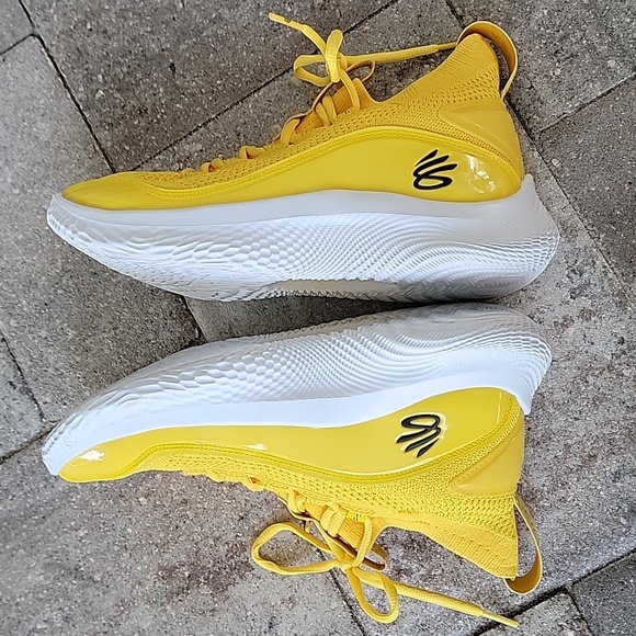 Under Armour Team Curry Flow 8 Smooth Butter & White Basketball Sneakers - Picture 6 of 8